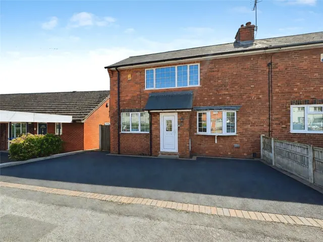 Booth Crescent, Mansfield, NG19, photo 1