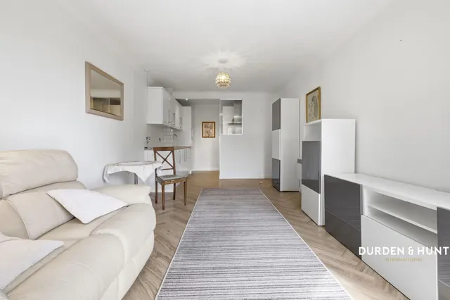Grange Avenue, Woodford Green, IG8, photo 2