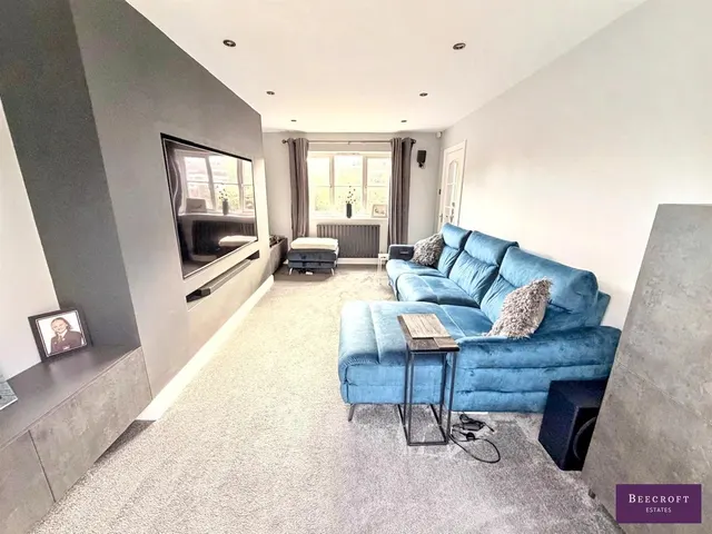 Beechfield Close, Bolton Upon Dearne, photo 3