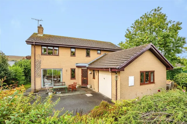 Bow Street, SY24, photo 2
