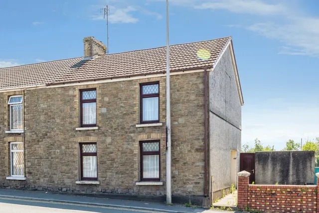 Llandafen Road, Llanelli, SA14, photo 1