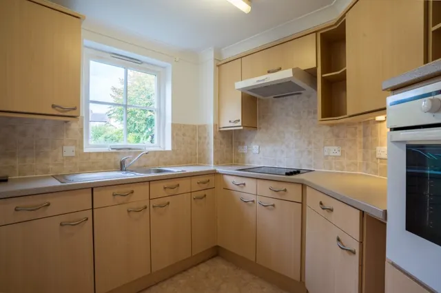 Nelson Court, Glen View, DA12, photo 3