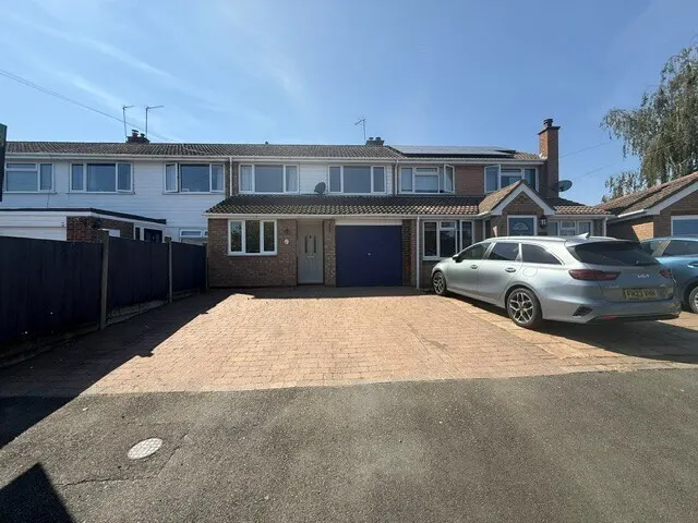 Geneva Crescent, Crowle, WR7, photo 1