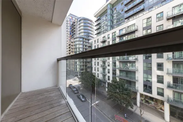 Photo 2 — Cobalt Point, Canary Wharf, London
