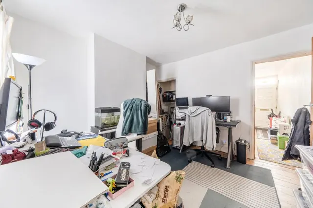 Katesgrove Lane, Reading, RG1, photo 2