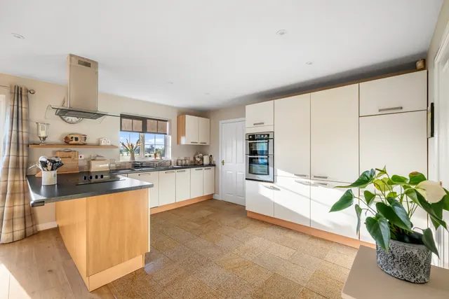 31Trent Port Road, Marton, DN21, photo 2