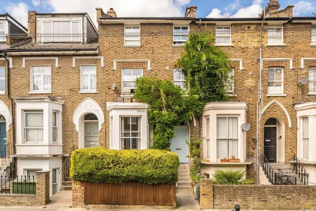 Adelaide Grove, W12, photo 1