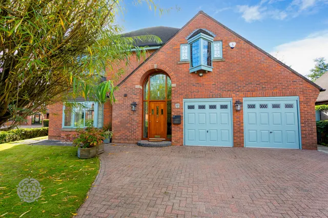The Highgrove, Bolton, BL1, photo 1