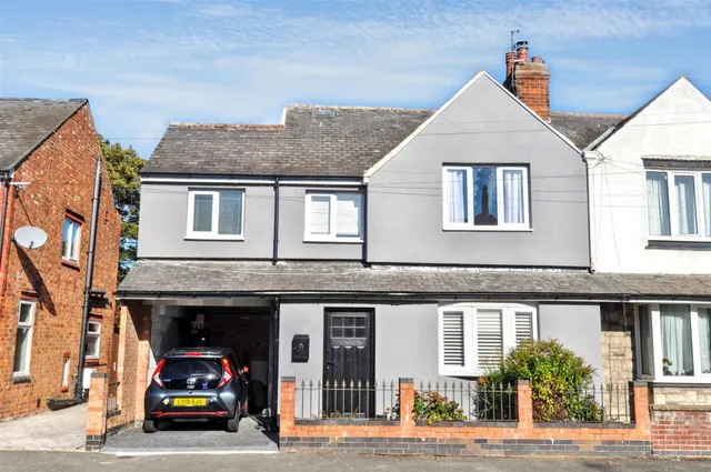 Lime Avenue, Loughborough, LE11, photo 1