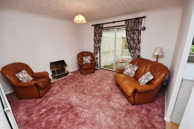Ellen Way, Great Notley, CM77, photo 2