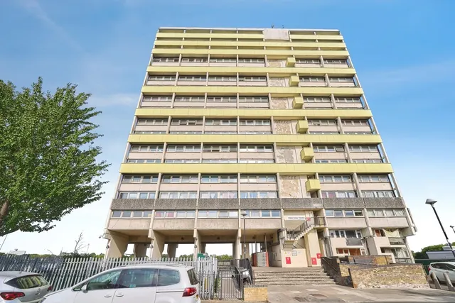 Montague Road, London, E11, photo 1