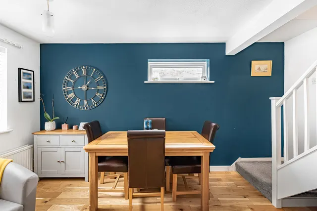 Collier Way, Guildford, GU4, photo 2