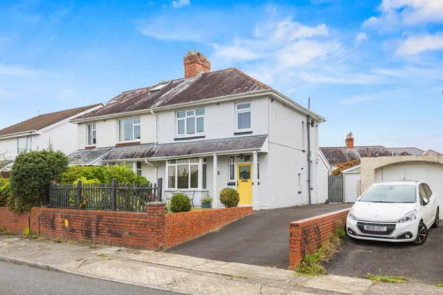 Woodland Avenue, West Cross, SA3, photo 1