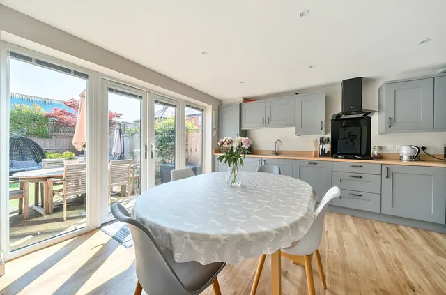 New Farm Road, Alresford, SO24, photo 3