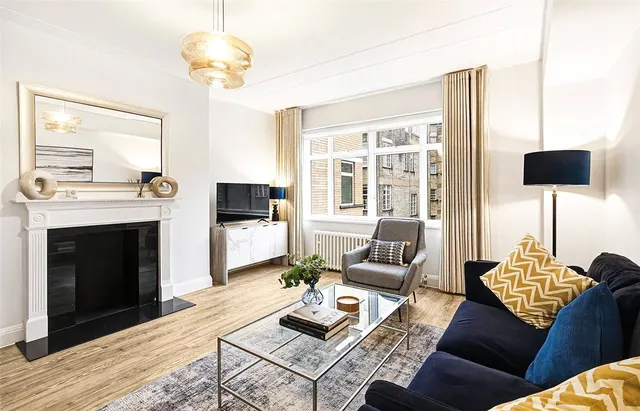 Sloane Street, SW1X, photo 1