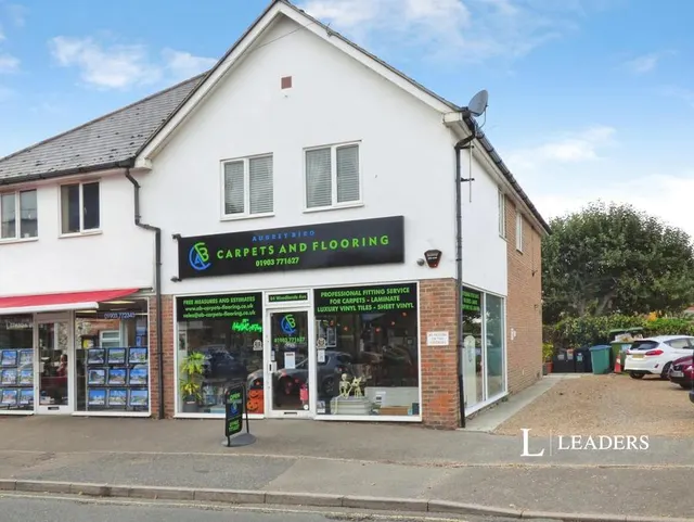 Woodlands Avenue, Rustington, BN16, photo 1