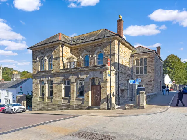 Mount Folly Square, Bodmin, PL31, photo 1