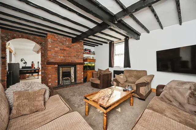 School Lane, Standish, WN6, photo 1