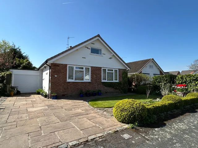 Lea Avenue, Crewe, photo 1