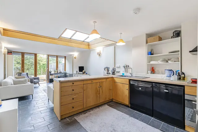 Brook Road, Twickenham, TW1, photo 2