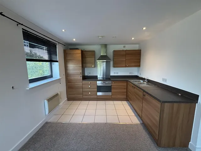 Wilmslow Road, East Didsbury, M20, photo 3