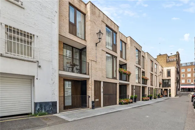 Clay Street, London, W1U, photo 1