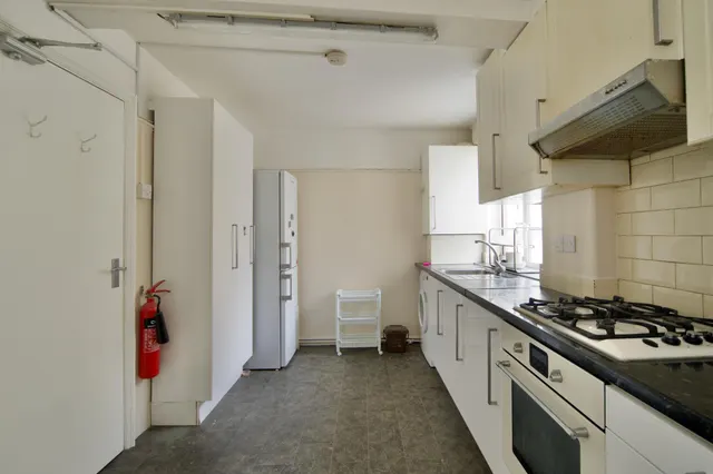 Cheyne Close, London, NW4, photo 3