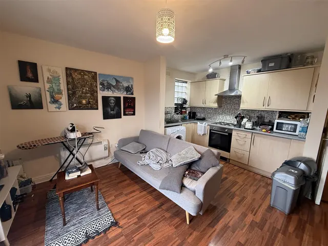 Barons Court, Burton-On-Trent, DE14, photo 2
