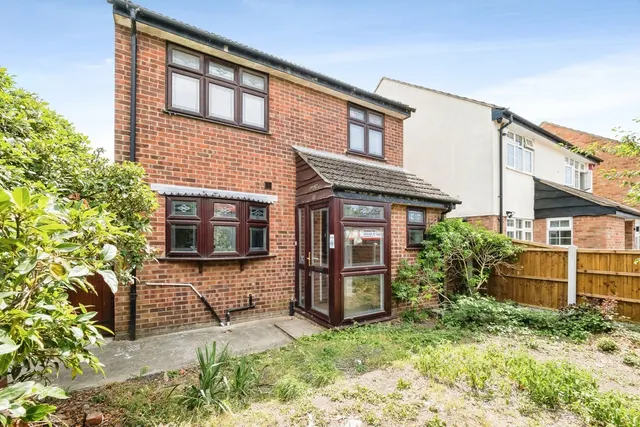 Abbey Wood Lane, Rainham, RM13, photo 1