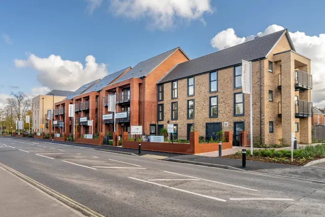 Banister Road, Southampton, SO15, photo 1