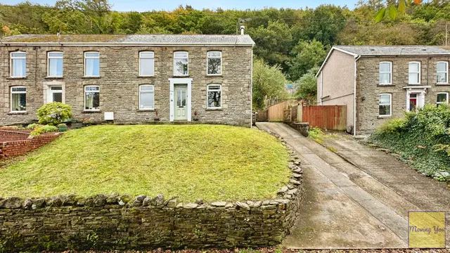 Dyffryn Road, Pontardawe, Swansea, photo 1