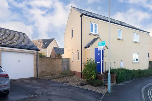 Desert Orchid Road, Prestbury, GL52, photo 1
