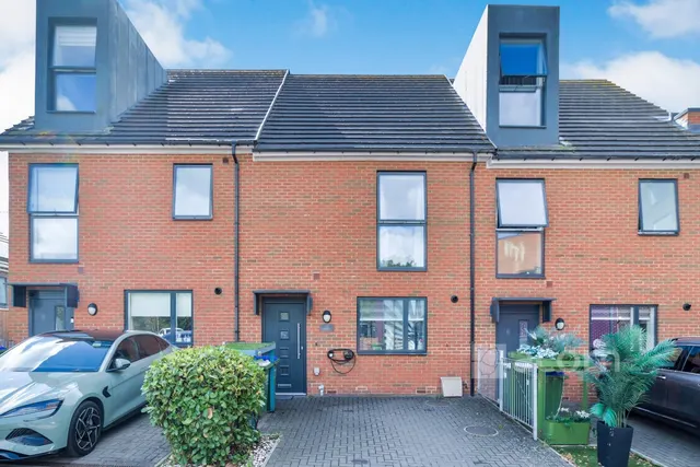 Dell View Road, Erith, DA8, photo 1