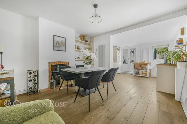 Nursery Lane, Ascot, photo 3