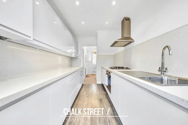 Havering Road, Romford, RM1, photo 3
