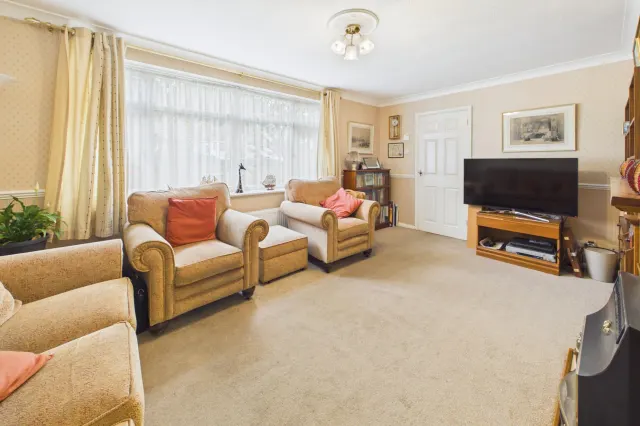 Risedale Hill, Hemel Hempstead, HP3, photo 3
