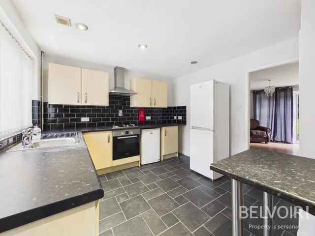 Photo 3 — Stanley Road, Hartshill, Stoke On Trent, ST4