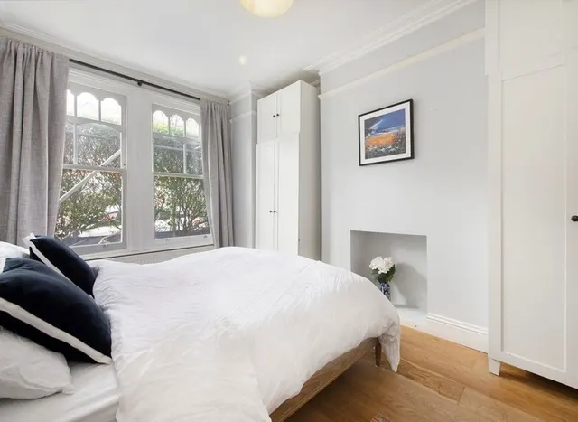 Photo 3 — Parfrey Street, Hammersmith, W6