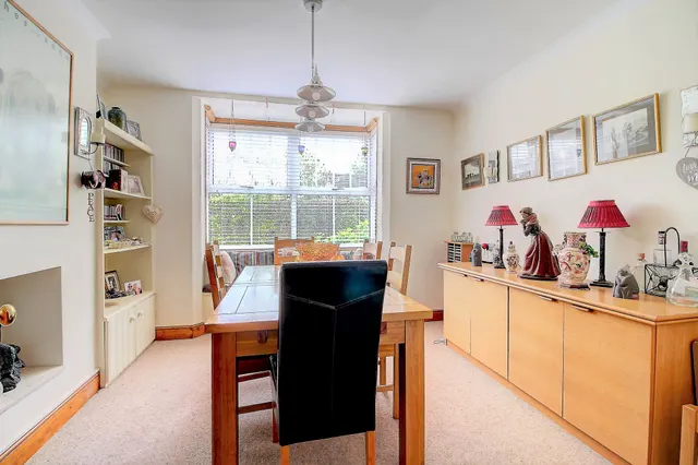 Aldermaston Road, Basingstoke, RG24, photo 3