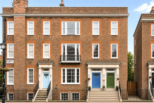 De Walden Street, London, W1G, photo 2