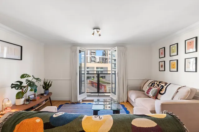Prices Court, Battersea, SW11, photo 2