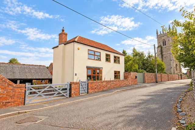 Church Road, Laughton, DN21, photo 1