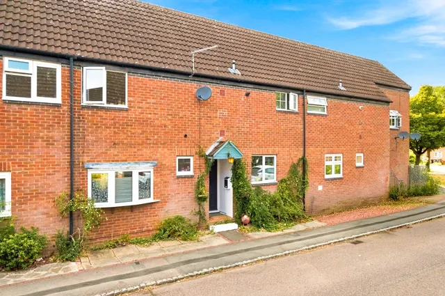 France Furlong, Great Linford, Milton Keynes, Milton Keynes, MK14 5EH, photo 1