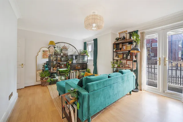 Horsham Road, Dorking, RH4, photo 2