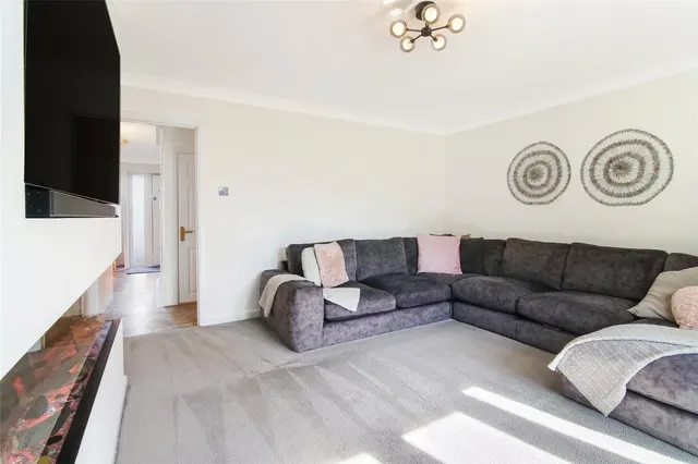 Photo 3 — Smith Way, Bishopbriggs, Glasgow, East Dunbartonshire, G64