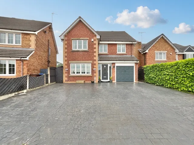 Havensfield Drive, Tean, ST10, photo 1