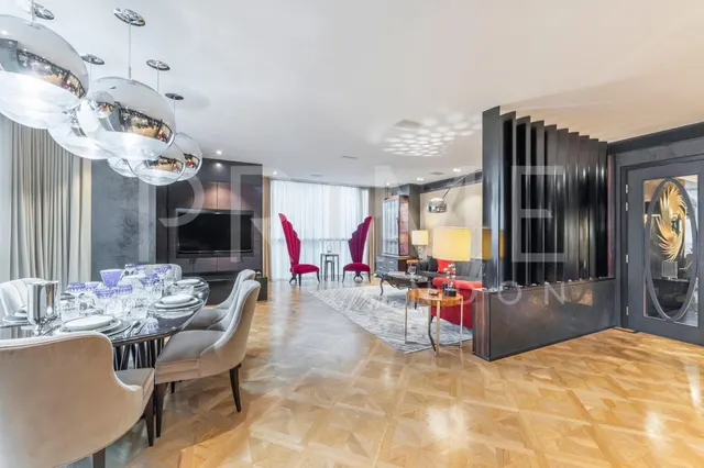 Knightsbridge, London, SW7, photo 1