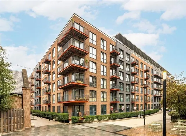 Major Draper Street, Royal Arsenal, SE18, photo 1