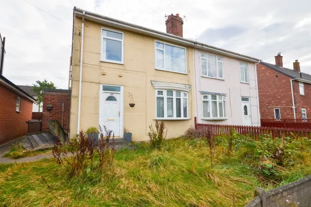 Glenfield Road, Newcastle Upon Tyne, NE12, photo 1