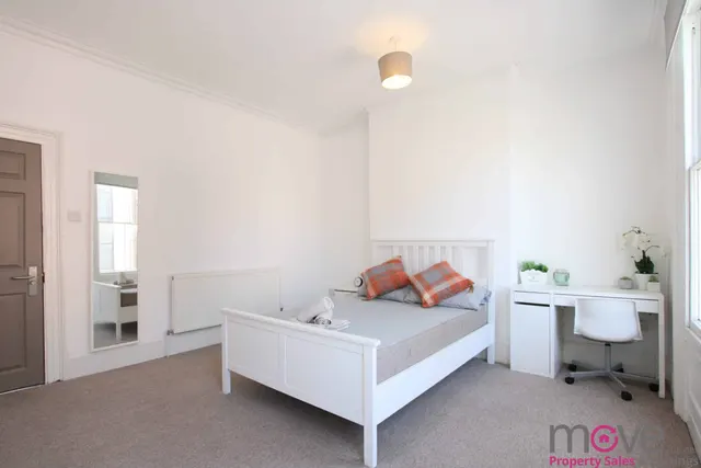 Photo 3 — Wellington Street, Gloucester, GL1 1RA